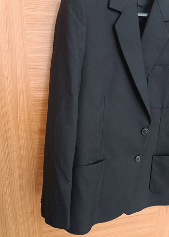 Düğmeli Siyah Erkek Takım Elbise Ceketi - Görsel 3