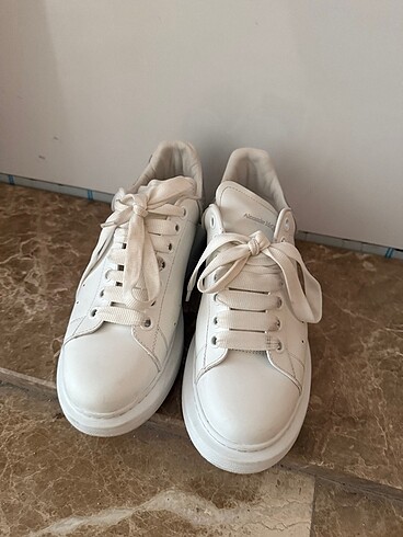 39,5 Beden Alexsander McQueen
