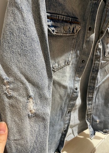 ZARA Yırtık Detaylı Kot Ceket - Görsel 4