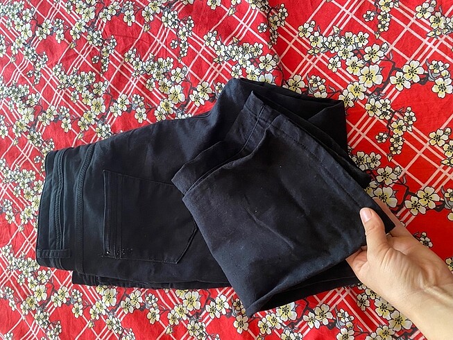 46 Beden siyah Renk pantalon