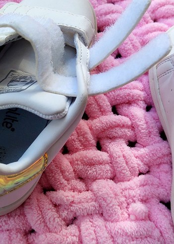 Kız Çocukları İçin Beyaz Cırt Cırtlı Spor Ayakkabı - Görsel 5