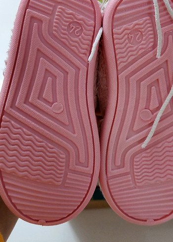 Kız Çocuk Pembe Nakışlı Sıcak Ev Terliği - Görsel 3