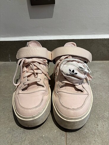 Adidas kadın ayakkabı