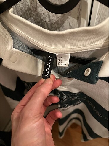 H&M Sweatshirt