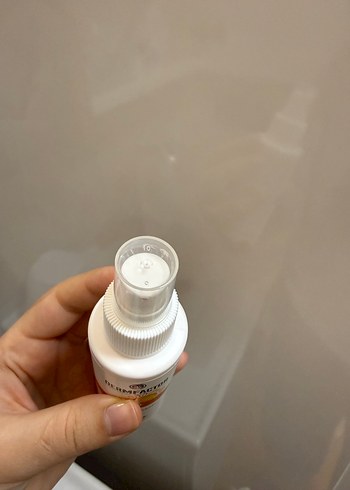 Dermfactor Mineral Filtreli Yüz Güneş Kremi SPF 50+ - Görsel 4