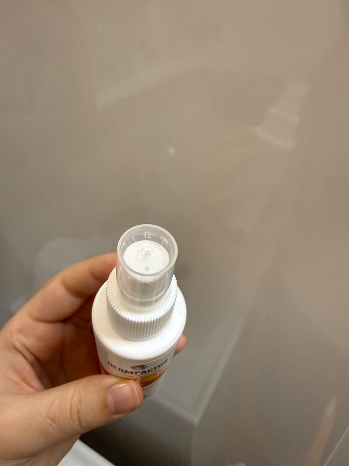 Dermfactor Mineral Filtreli Yüz Güneş Kremi SPF 50+ - Görsel 4