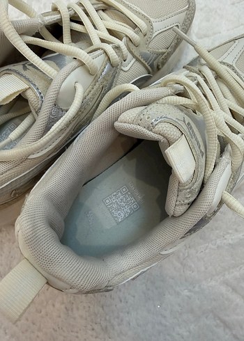 Puma Bağcıklı Kadın Spor Ayakkabı - Görsel 9