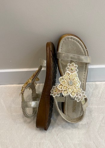 Çiçekli Payetli Kadın Dolgu Topuk Sandalet - Görsel 7