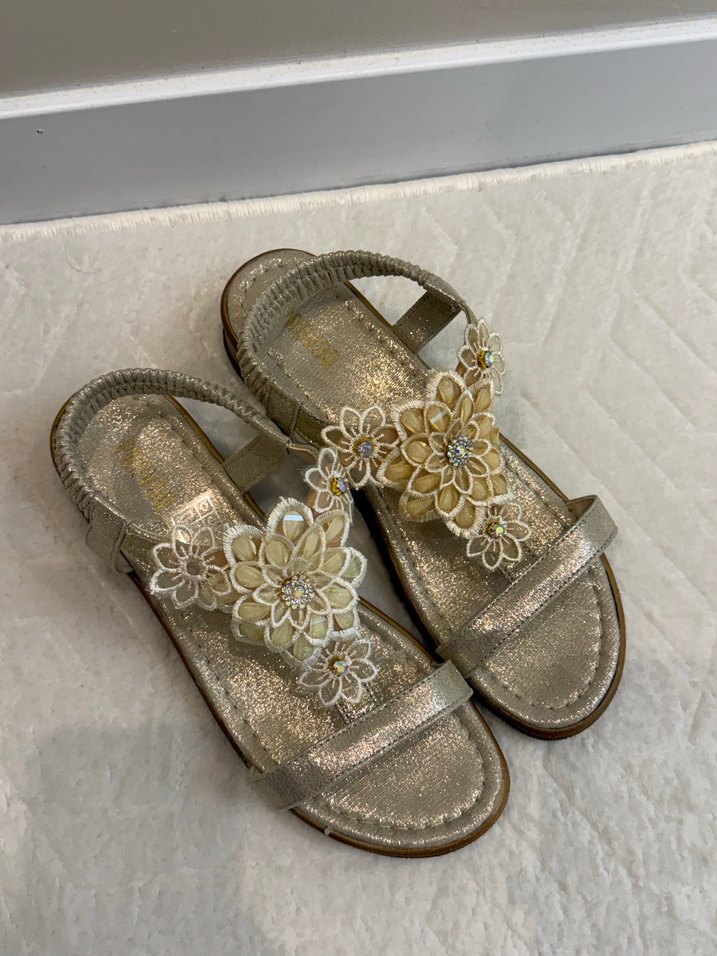 Çiçekli Payetli Kadın Dolgu Topuk Sandalet - Görsel 5