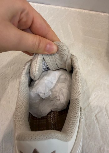 Yılan Desenli Gri Bağcıklı Kadın Spor Ayakkabı - Görsel 8