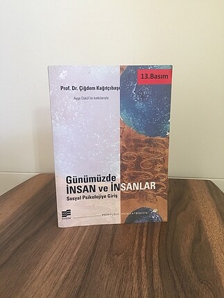 Çiğdem Kağıtçıbaşı Günümüzde İnsan ve İnsanlar
