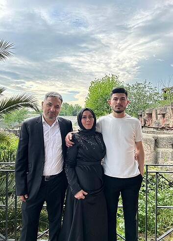 Diğer Bir defa giyildi
