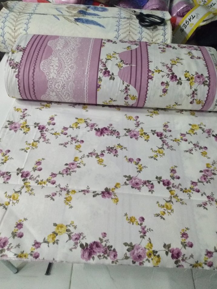 Kırmızı Kalp Desenli Beyaz Nevresim kumaşı - Görsel 4