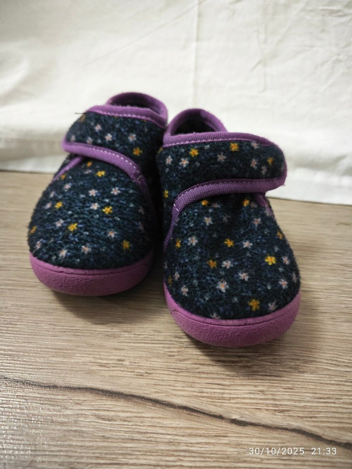 Mor Nakışlı Kız Çocuk Sıcak Ev Terliği - Görsel 2