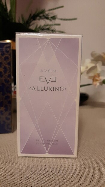 Avon Eve Alluring