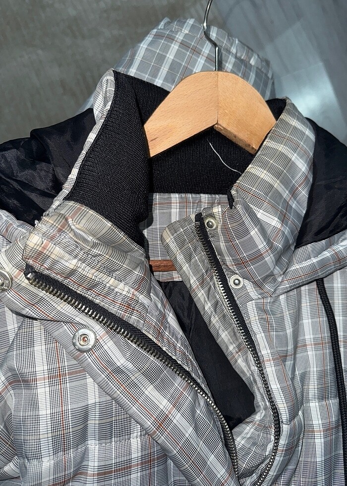 Koton kapitone şişme mont - Görsel 3