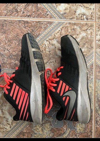 37,5 Beden siyah Renk Nike Siyah Neon Bağcıklı Spor Ayakkabı