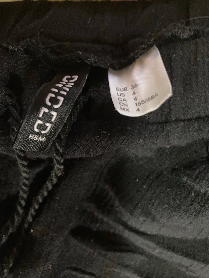 Kadın Siyah Mini Pamuklu Şort - Görsel 3