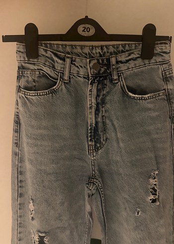 Gri Yırtık Detaylı Bol Kesim Denim Pantolon - Görsel 3