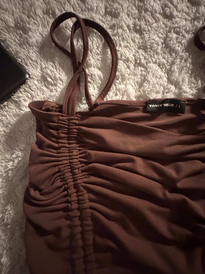 Kahverengi Drapeli Askılı Crop Top - Görsel 2