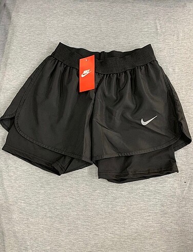 Nike Şort Spor Taytlı