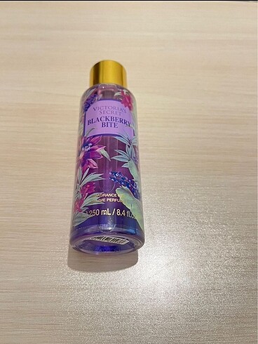 Victoria s Secret Vücut spreyi