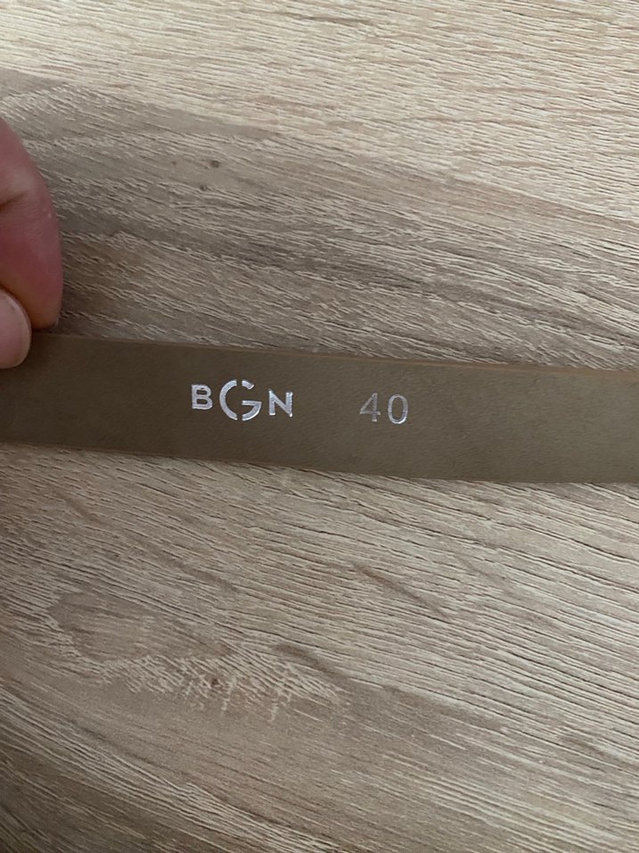 Bej ve Siyah Kemerleri - Görsel 5