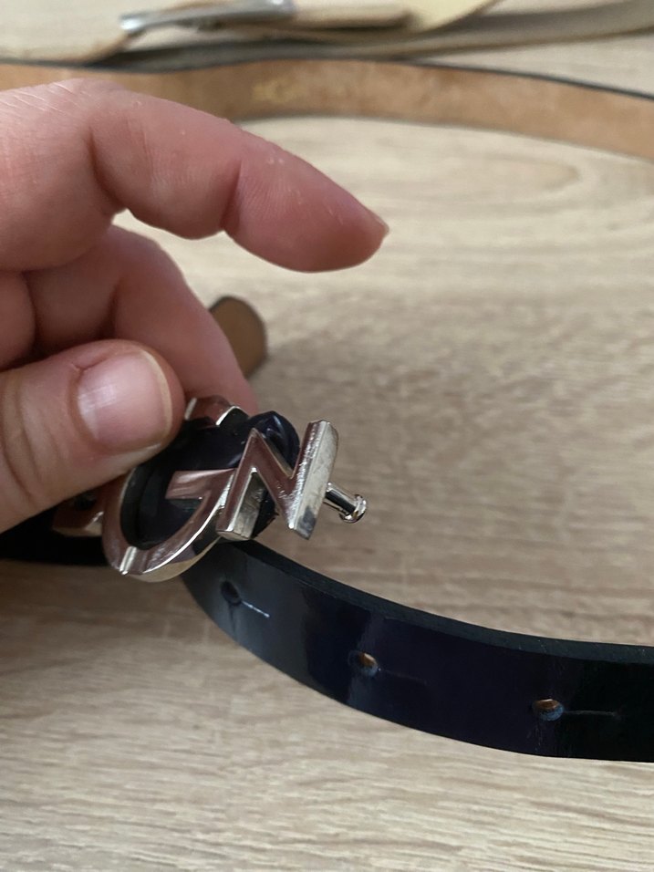 Bej ve Siyah Kemerleri - Görsel 3