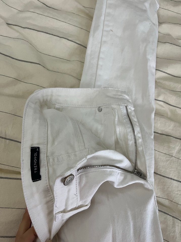 Beyaz Kadın Kot Pantolon - Görsel 4