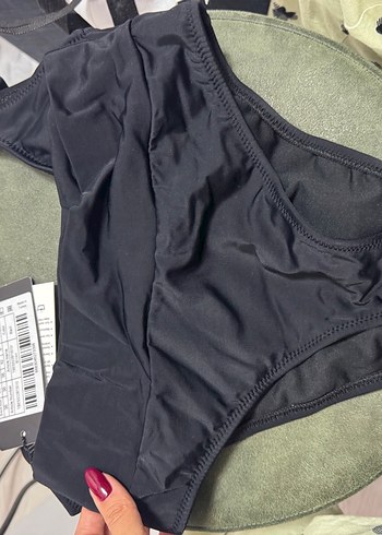 Trendyol Siyah V Yaka Fermuarlı Tulum - Görsel 2