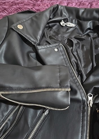 Siyah Deri Kadın Biker Ceket - Görsel 4