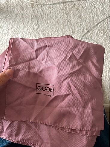 Diğer Qoob eşarp