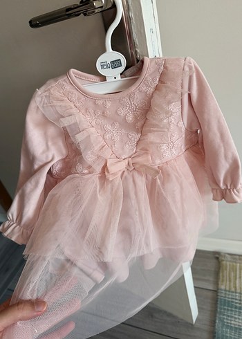 Pembe Fırfırlı Nakışlı Kız Elbise - Görsel 2