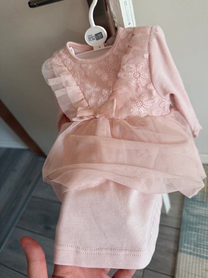 Pembe Fırfırlı Nakışlı Kız Elbise - Görsel 3