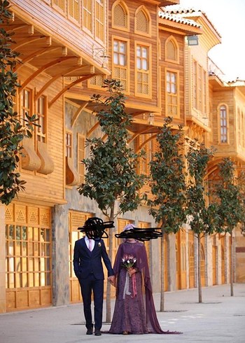 Mor Çiçek Desenli Uzun Kollu Kadın Abiye Elbise - Görsel 2