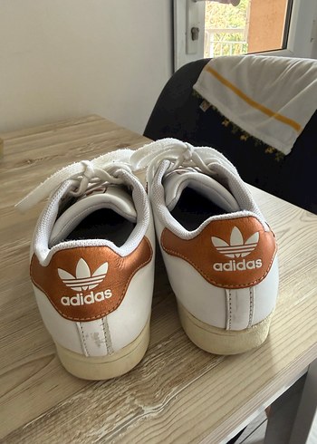 Kadın Beyaz Çizgili Bağcıklı Spor Ayakkabı - Görsel 2