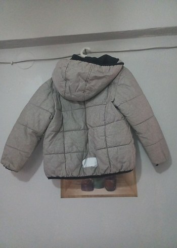 Gri Kapüşonlu Erkek Çocuk Mont - Görsel 2