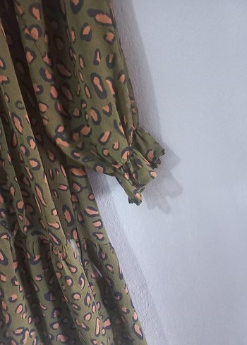 Uzun Kollu Kahverengi Yılan Desenli Bohem Elbise - Görsel 2