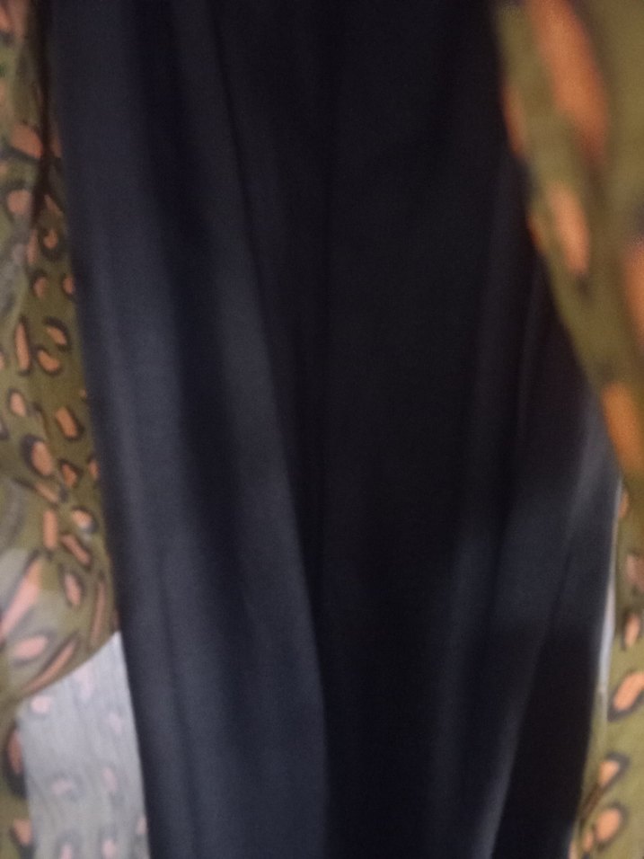 Uzun Kollu Kahverengi Yılan Desenli Bohem Elbise - Görsel 3