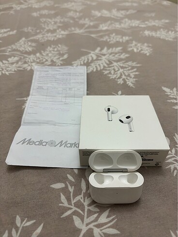 3.Nesil AirPods Şarj Kutusu