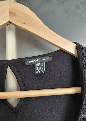 Mango siyah Dantel Detaylı Kolsuz
