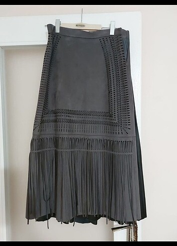Kayra Ghisa etek