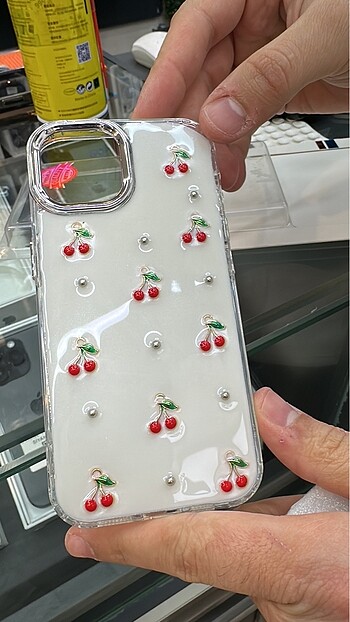 Telefon kılıfı kirazlı