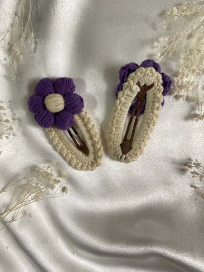 Mor Çiçekli pofuduk papatya Örgü Çocuk Toka Seti - Görsel 3