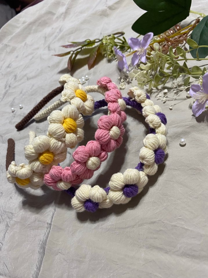 Pofuduk papatyalı Örgü Çiçekli taç - Görsel 5
