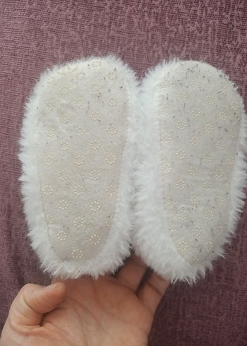 Kızlar için Beyaz Kürklü Sıcak Terlik - Görsel 4