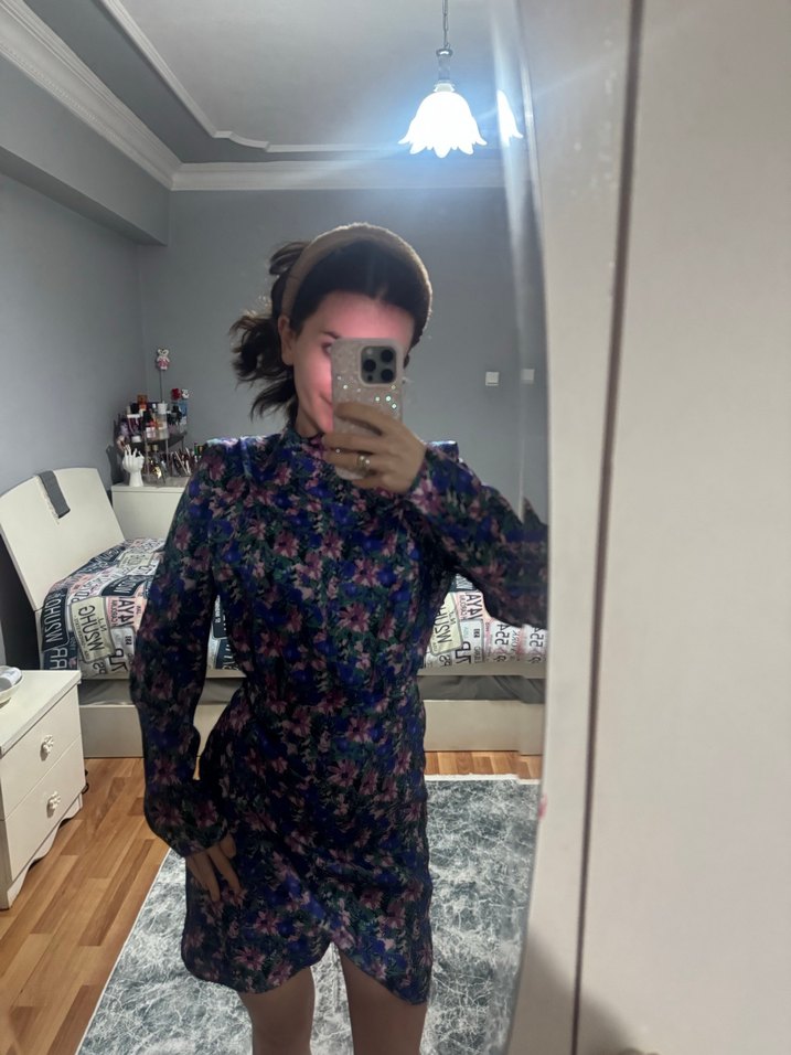 Çiçek Desenli Uzun Kollu Midi Kadın Elbise - Görsel 3