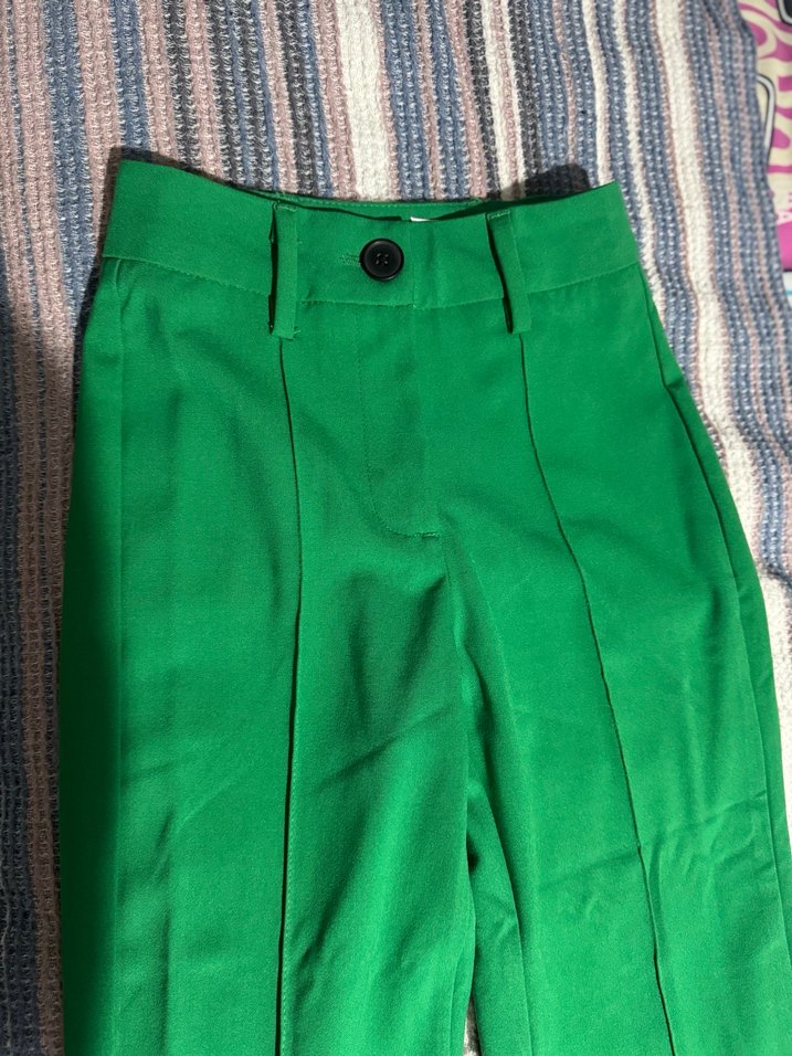 Yeşil Pilili Kadın Kumaş Pantolon - Görsel 2