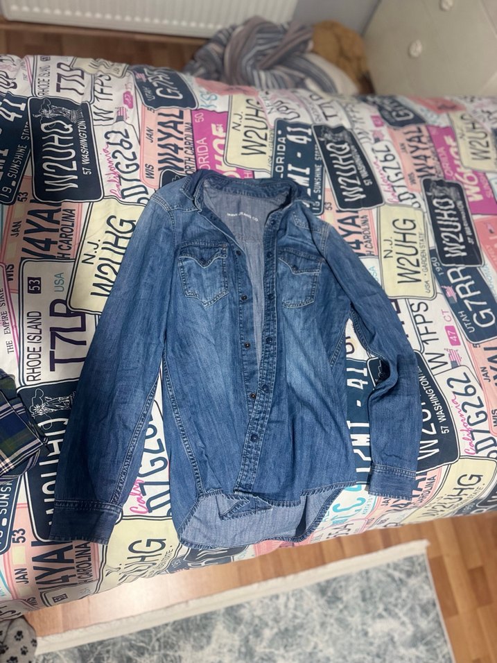 Düğmeli Gri Denim Kadın Gömlek - Görsel 2