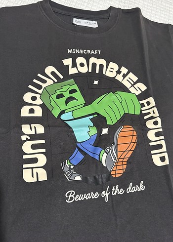 Zara Minecraft Baskılı Siyah Erkek T-shirt 9-10 yaş - Görsel 4